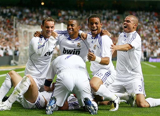 主场险胜 主场险胜